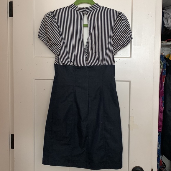 GUESS Los Angeles Nautical Denim Dress. Body con. Size 5 - Picture 2 of 4